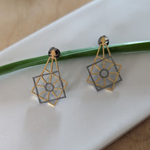 Load image into Gallery viewer, Seljuk patters earrings