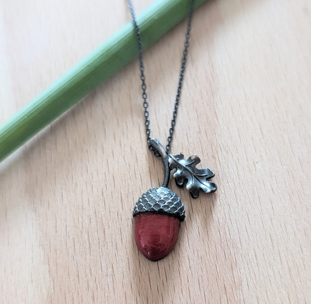 Acorn pendant