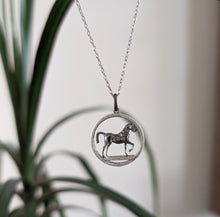 Load image into Gallery viewer, Horse pendants
