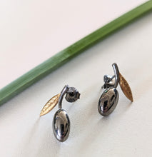 Load image into Gallery viewer, Olea stone earrings
