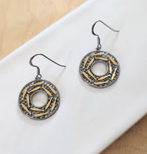 Load image into Gallery viewer, Shoal earrings midi
