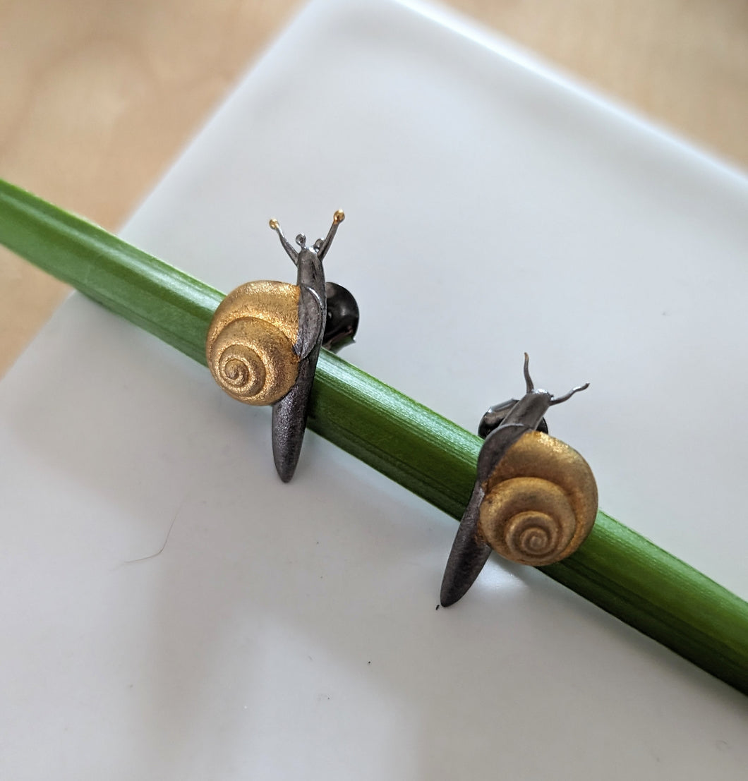 Snail earrings