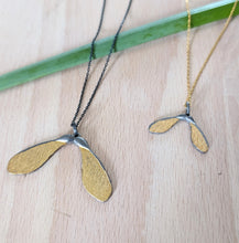 Load image into Gallery viewer, Sycamore seeds pendant
